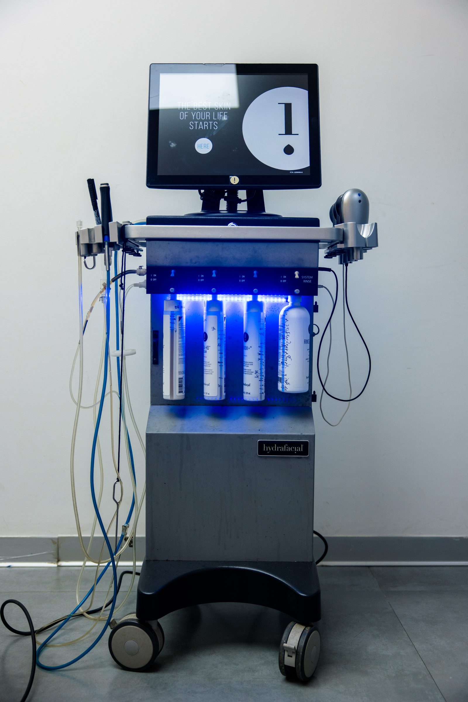 Skin rejuvenation equipment at Armoraa skin clinic, Chennai